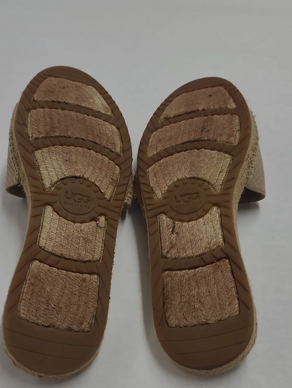 UGG stylish neutral